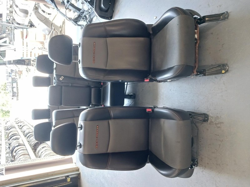 17-'20 NISSAN PATHFINDER complete Rock Creek cloth/leather power seat set OEM