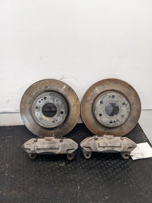 FRONT BRAKES CALIPERS AND ROTORS 19-23 SILVERADO SIERRA 1500 NBS 1180574 1186709