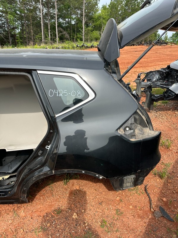 2014-2018 NISSAN ROGUEREAR LEFT SIDE BODY QUARTER PANEL BLACK G41 OEM