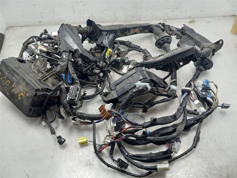 20 21 Toyota Corolla Hybrid Main Engine Room Harness 82111-1KD90