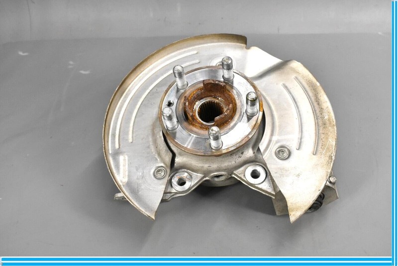 17-21 Jaguar X761 F-Pace Velar Front Right Spindle Knuckle Hub w/ Shield OEM