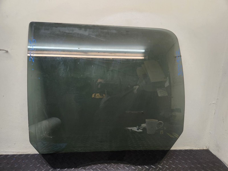 04-08 Ford F150 Crew Cab Rear Left Driver Door Glass Window OEM 4L3Z-1625713-AA