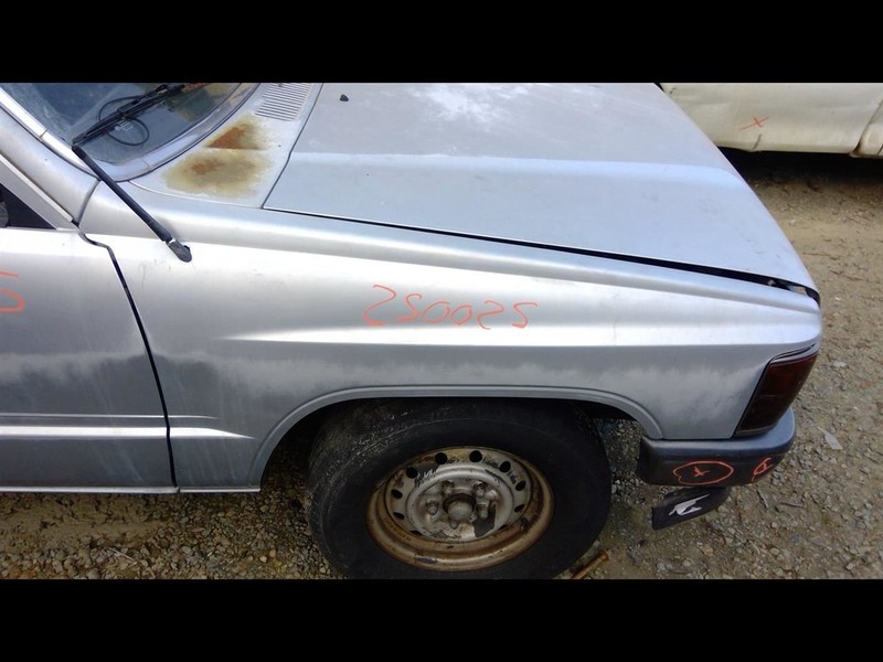 84 85 86 87 88 TOYOTA PICKUP PASSENGER RIGHT FENDER PAINT FADED BLU-8D8