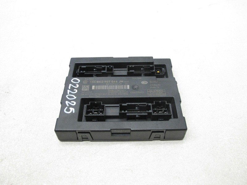 13-17 AUDI B8 A4 S4 8T A5 S5 CONFORT BODY CONTROL MODULE BCM OEM 022025