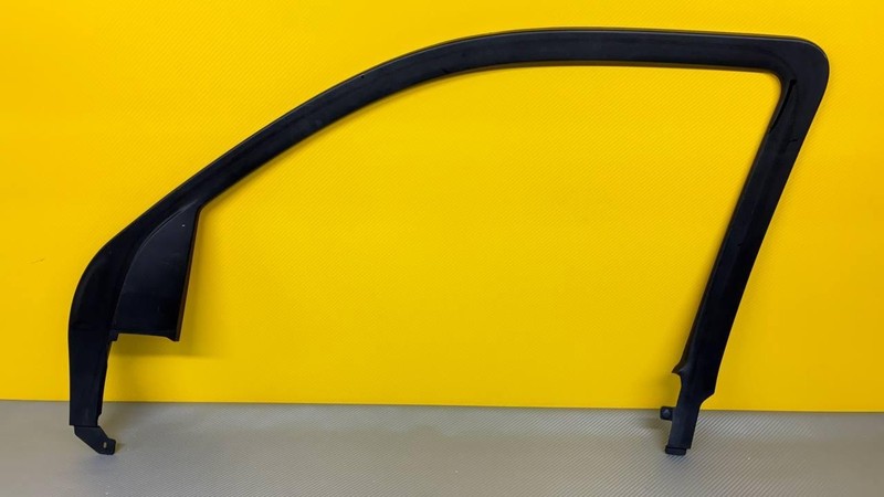 2022-2025 JEEP GRAND WAGONEER FRONT RIGHT SIDE DOOR WINDOW FRAME TRIM PANEL OEM