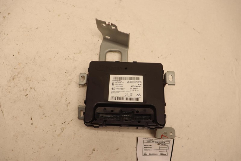 2018-2020 GENESIS G80 THEFT LOCKING KEYLESS IGNITION CONTROL MODULE UNIT OEM