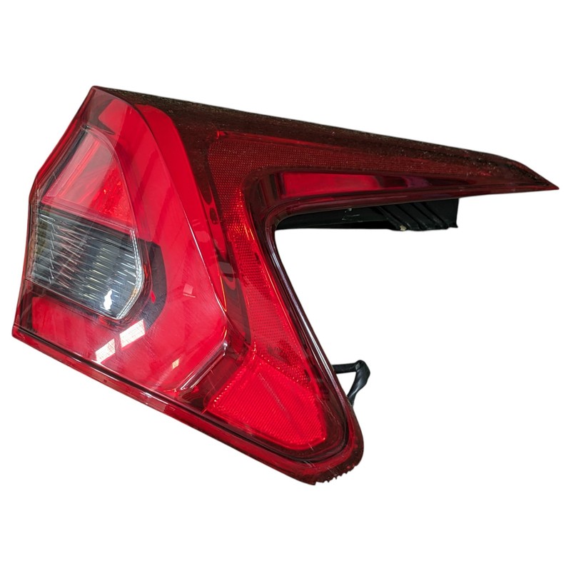 2018 - 2020 MITSUBISHI ECLIPSE CROSS passenger Right RH TAIL LIGHT OEM 8330B014