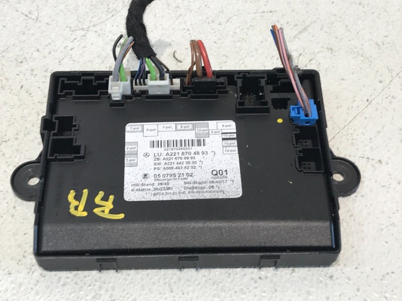07-13 Mercedes W221 S550 Rear Right RH Passenger Side Door Control Module OEM