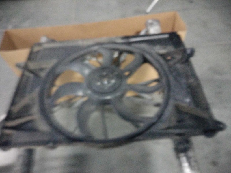 2017 Chrysler Pacifica Engine Cooling Fan Motor OEM 68217321AC 116K Miles
