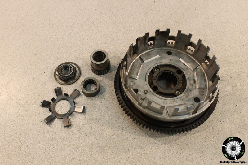 1998 Kawasaki Ninja ZX7R ZX750P CLUTCH BASKET W MISC HARDWARE ZX 750 98