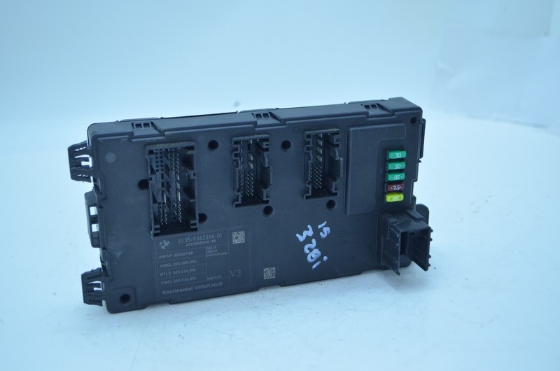 12-18 BMW F30 328I 335I 320I BODY CONTROL FUSE BOX MODULE OEM