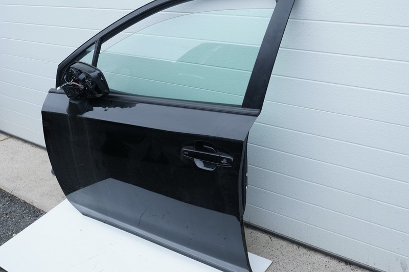 SUBARU IMPREZA Front Left LH Door Shell OEM 2017 - 2019 *
