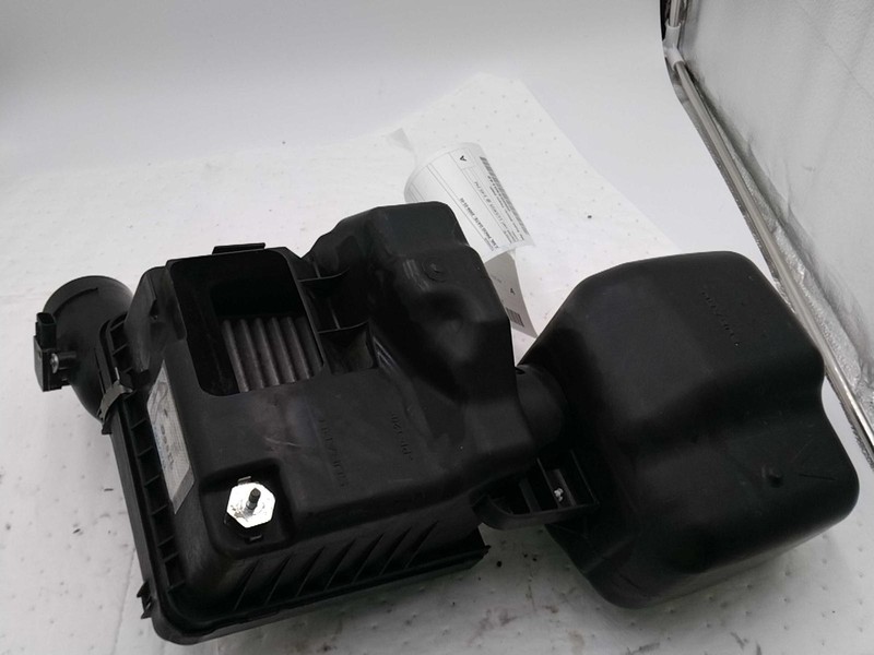 2009 Subaru Legacy Air Cleaner Assembly OEM 2.5L Green 102K Miles