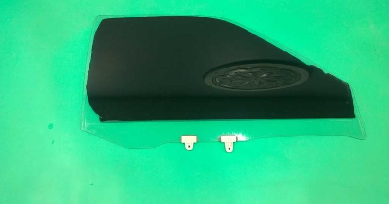 98 99 00 01 FRONTIER PASSENGER RIGHT FRONT WINDOW DOOR GLASS OEM 2895-21