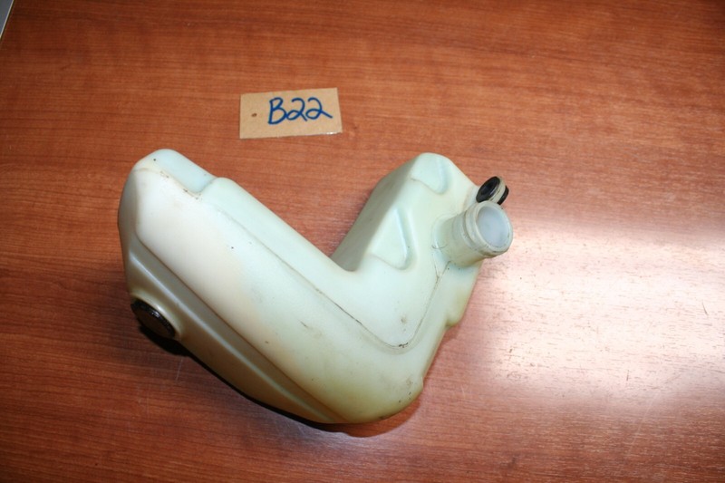 1975 Suzuki GT 185 Oil Reservoir Tank OEM 75 G