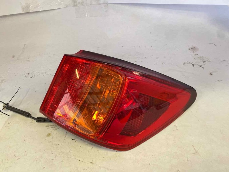 Tail Light Assembly LEXUS IS250 Right 06 07 08 09 10
