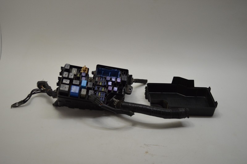 10-13 MAZDA 3 2.0L ENGINE FUSE RELAY BOX OEM