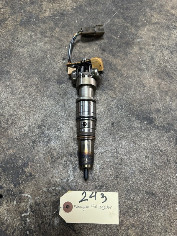 International Maxxforce Fuel Injector *CORE NOT WORKING*