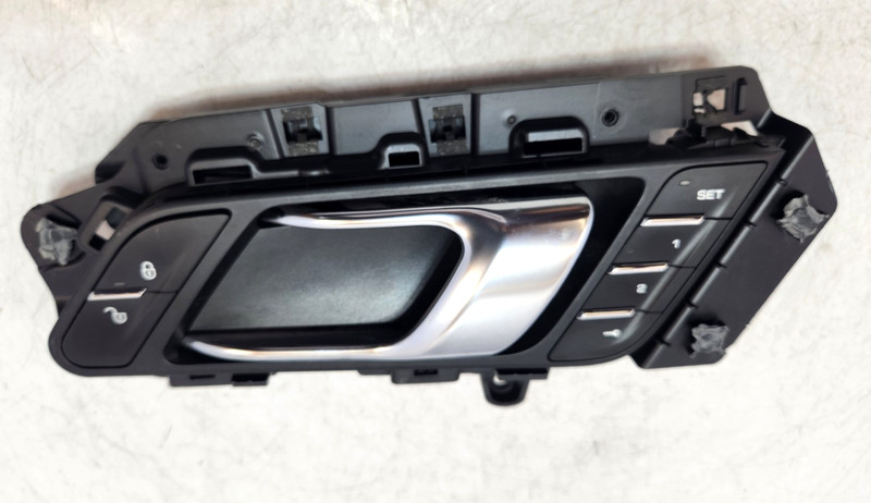 ✅ 15-18 OEM Porsche Macan 95B Front Left Driver Side Interior Door Handle