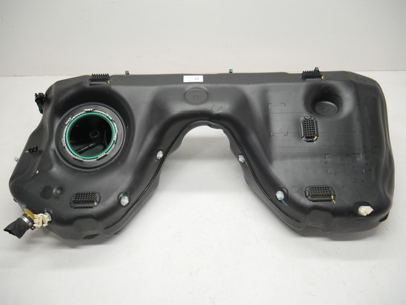 2020 Alfa Romeo Stelvio 2.0L AWD Gas Fuel Tank Reservoir Assembly Storage OEM