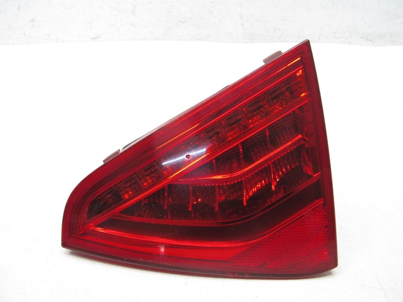 12-17 AUDI 8T A5 S5 RS5 REAR RIGHT INNER TRUNK MOUNTED LED TAIL LIGHT OEM 031225