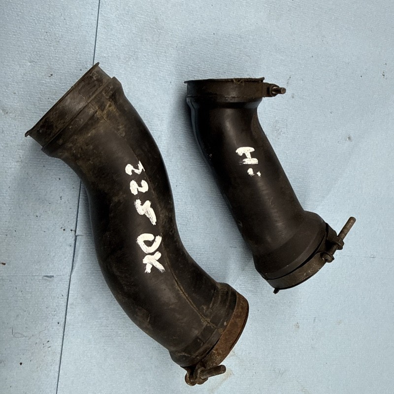 1983 - 1986 Yamaha Tri Moto Ytm225DX 225 dr Motor Carburetor Rubber Intake Boots