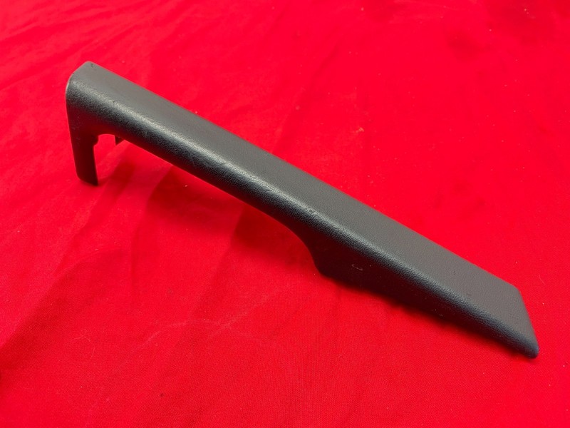 05-12 Porsche Boxster Cayman Front Right Side Door Pull Handle Trim Cover OEM✅