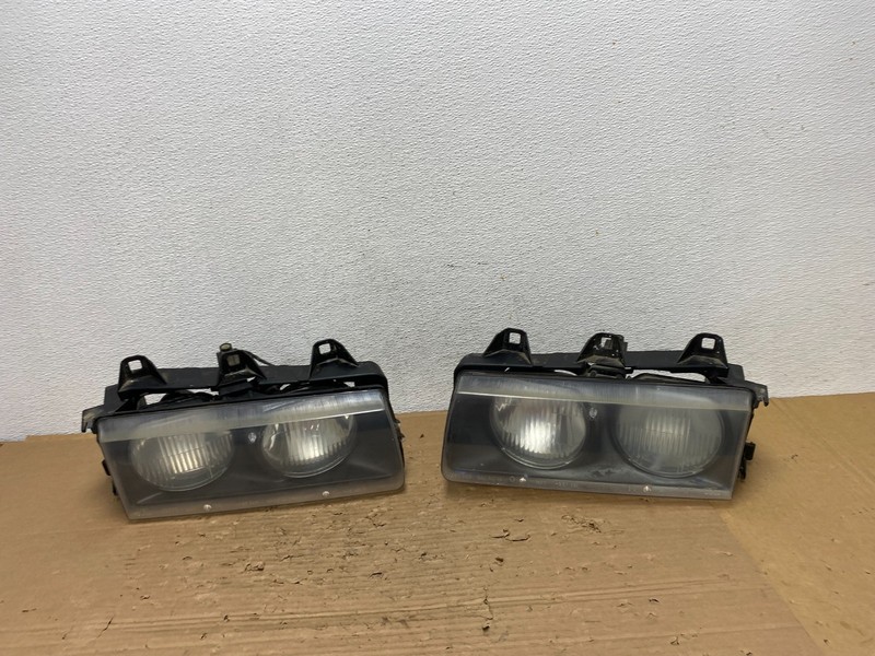 1992 to 1999 Bmw E36 318i 328i Left+Right Halogen Headlights Oem AD4349 DW