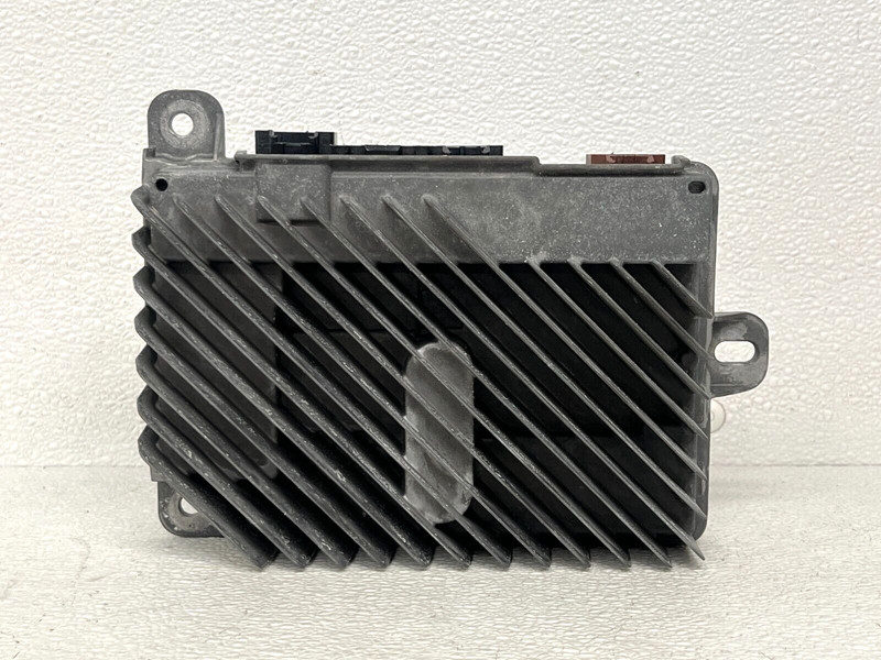 ⭐2015-2020 CADILLAC ESCALADE BOSE AUDIO RADIO AMP AMPLIFIER SPEAKER OEM LOT2488