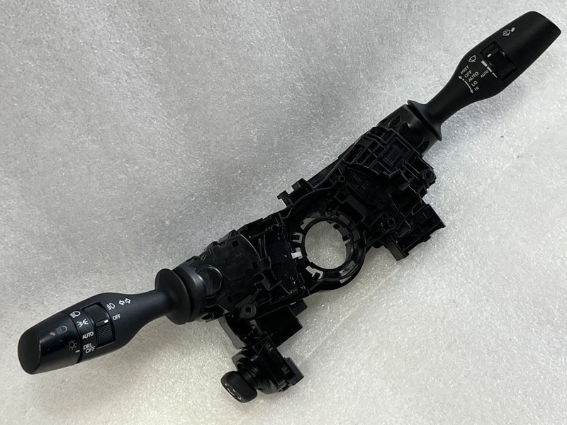 2013 - 2018 LEXUS ES300H ES350 COLUMN SWITCHES TURN SIGNAL WIPER CONTROL
