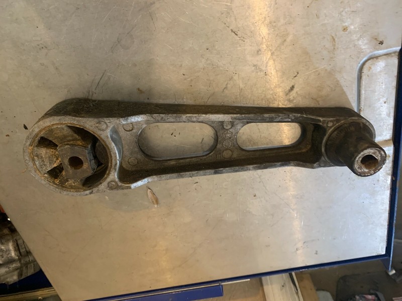03-05 DODGE NEON SRT4 SRT-4 03-10 PT CRUISER GT OEM LOWER ENGINE MOTOR MOUNT