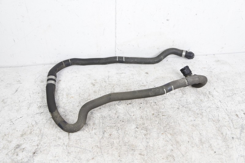 17-19 BMW 5 SERIES G30 ENGINE COOLANT RADIATOR HOSE PIPE 8670995 OEM