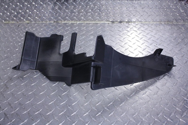 2010 HONDA NT 700 V RIGHT RH SIDE INFILL TRIM PANEL COVER 64266-MEW-9200 NT700