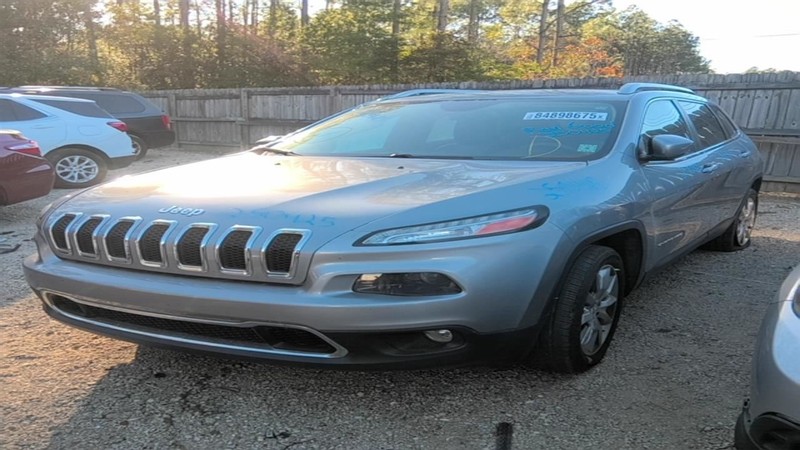 AC Compressor Fits 14-22 CHEROKEE 1696688