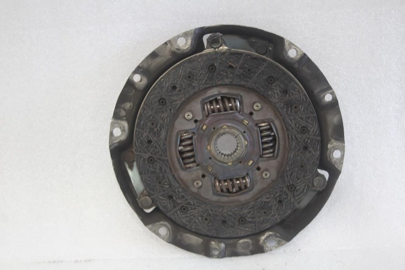 1990-1993 MAZDA MX-5 MIATA CLUTCH PRESSURE PLATE B62216410