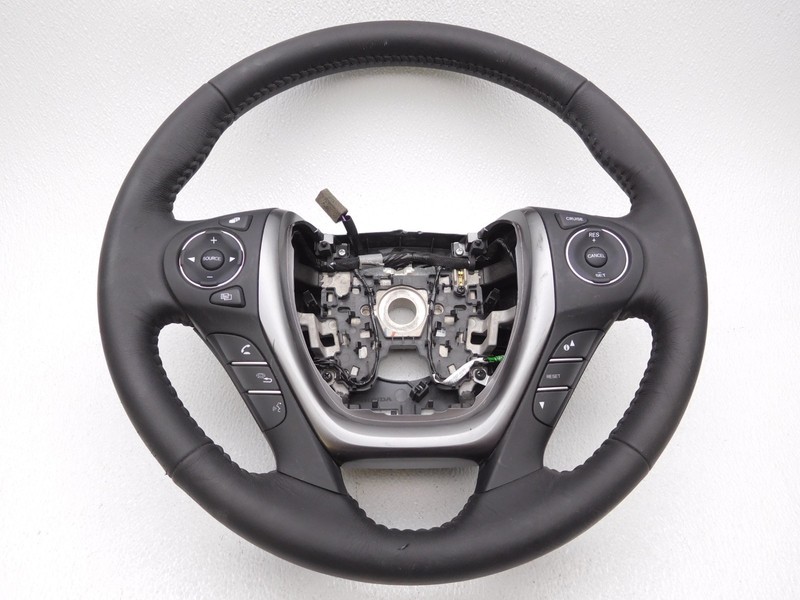 OEM Steering Wheel For Honda Pilot EX-L - Scuffs and Rubs on Surface