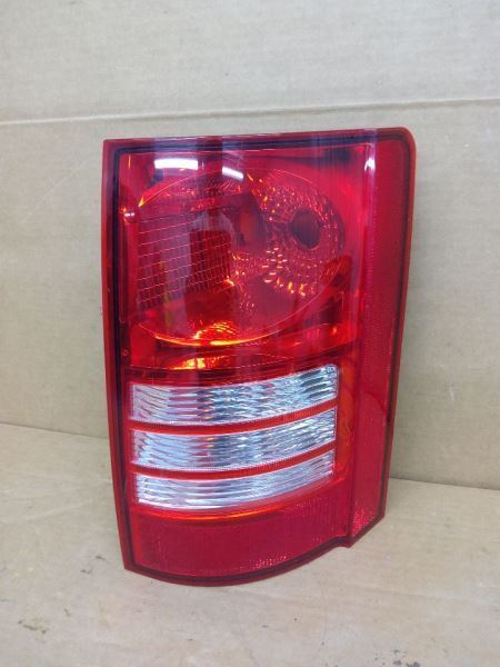 Passenger Right Tail Light Fits 08-10 TOWN & COUNTRY 262514