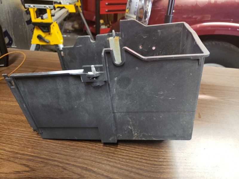 Battery boxFits 13-19 ESCAPE