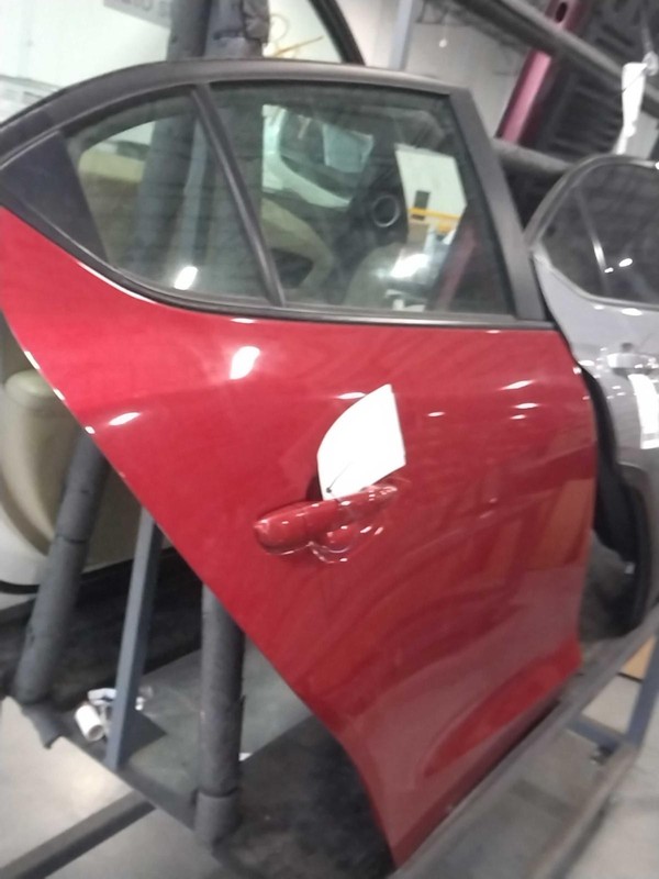 2018 Mazda 3 Rear Right Door Red 4DR HTBK 286656 Used 94K Miles
