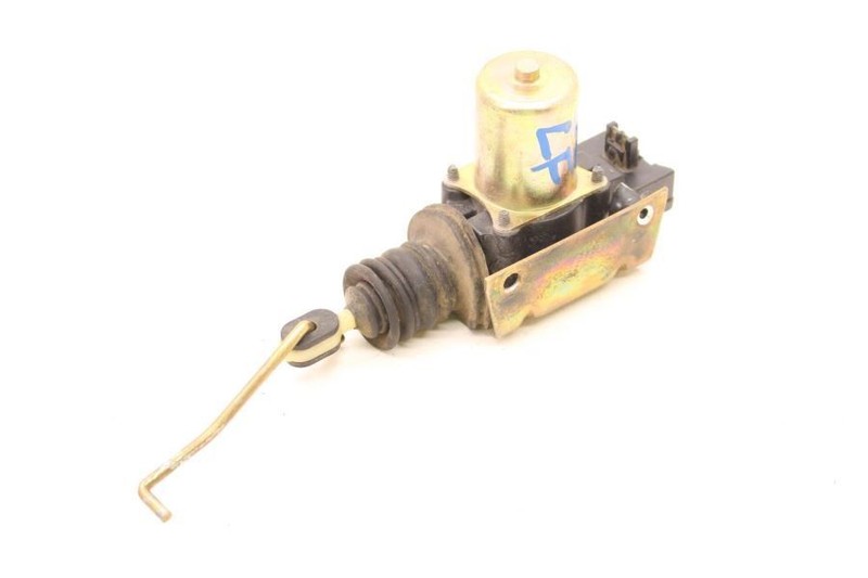 1984-1989 Chevrolet Corvette Driver Left Front Door Lock Actuator 5045872