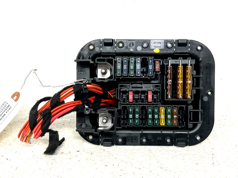 ⭐14-17 MERCEDES-BENZ S550 FRONT RIGHT DASH FUSE BOX POWER RELAY BOX OEM LOT2707