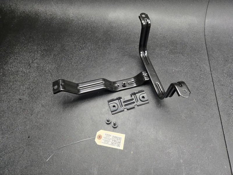 Spare Wheel + Battery Brackets Set 2022 Kia Stinger 62856-J5000 2018 2019 - 2023