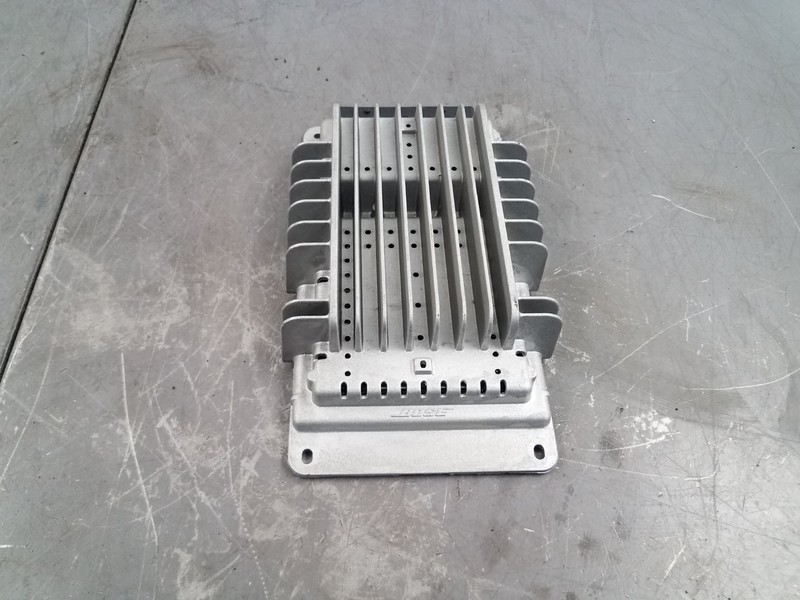 2004 Audi S4 Quattro B6 Bose Amplifier #8570 L7