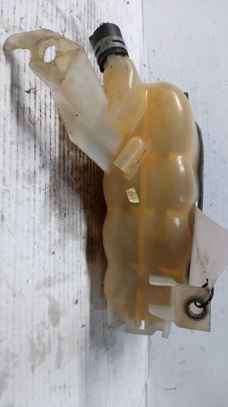 2017 GMC Sierra 1500 Engine Coolant Reservoir Grey OEM 84368362 113K Miles