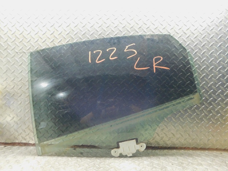 15-17 CHRYSLER 200 LEFT REAR DRIVER DOOR GLASS SEDAN