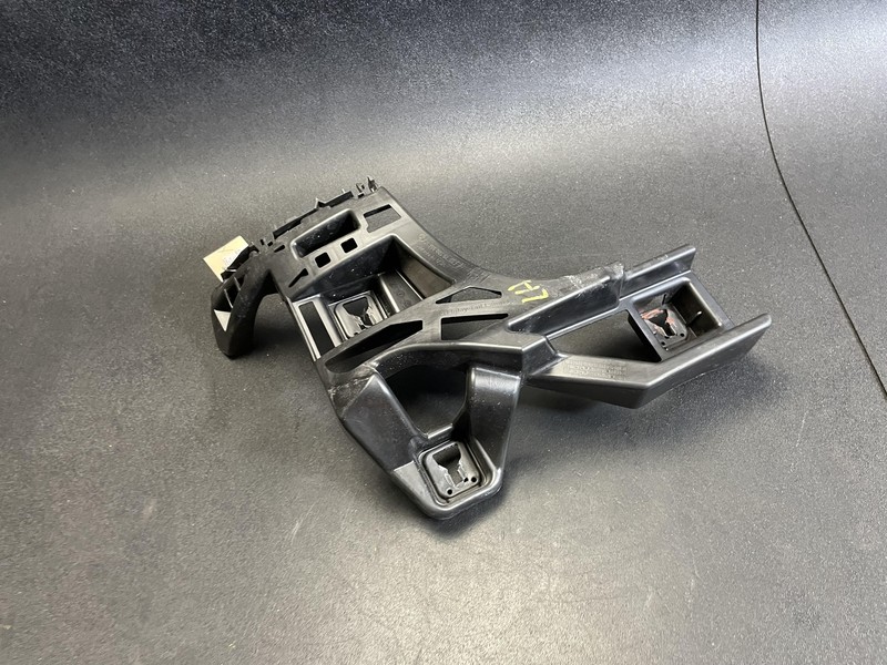 Rear Bumper Left Bracket 2018 Mercedes GLS550 1668850265 2017 2019 X