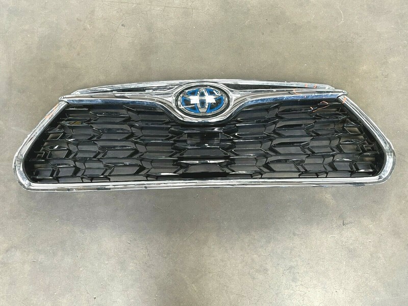⭐NICE! 2020 2021 TOYOTA HIGHLANDER FRONT BUMPER UPPER GRILL GRILLE W/ CHROME OEM