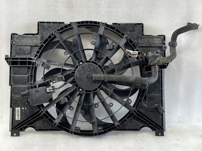 2016 2017 2018 2019 JAGUAR XF XFR COOLING FAN ASSEMBLY 400 WATT GX73-8C607-AE
