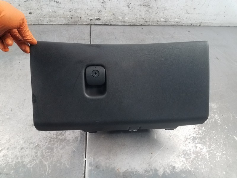 2010 Chevy Corvette C6 Grand Sport Glove Box #7971 M2