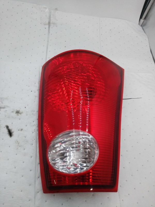 Used Left Tail Light Assembly fits: 2004 Ford Explorer 4 Dr Sport Trac Left Grad